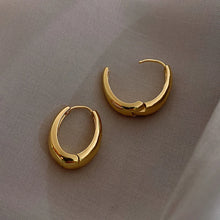 Load image into Gallery viewer, Classic Copper Alloy Smooth Metal Hoop Earrings
