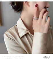 Load image into Gallery viewer, Zircon Gold Double Opening Rings