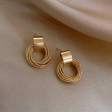 Load image into Gallery viewer, Metallic Gold Multiple Small Circle Pendant Earrings
