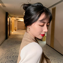 Load image into Gallery viewer, Metallic Gold Multiple Small Circle Pendant Earrings