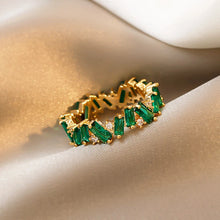 Load image into Gallery viewer, Green Crystal Irregular Gold Rings